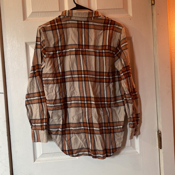 Universal Threads Flannel - Picture 4 of 4